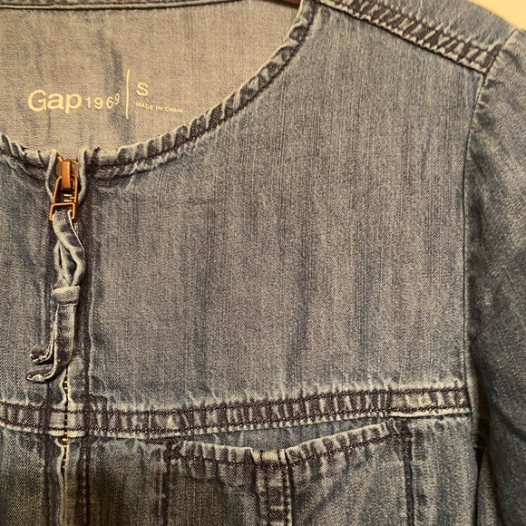 Gap Lightweight Denim Jumpsuit - Picture 6 of 8
